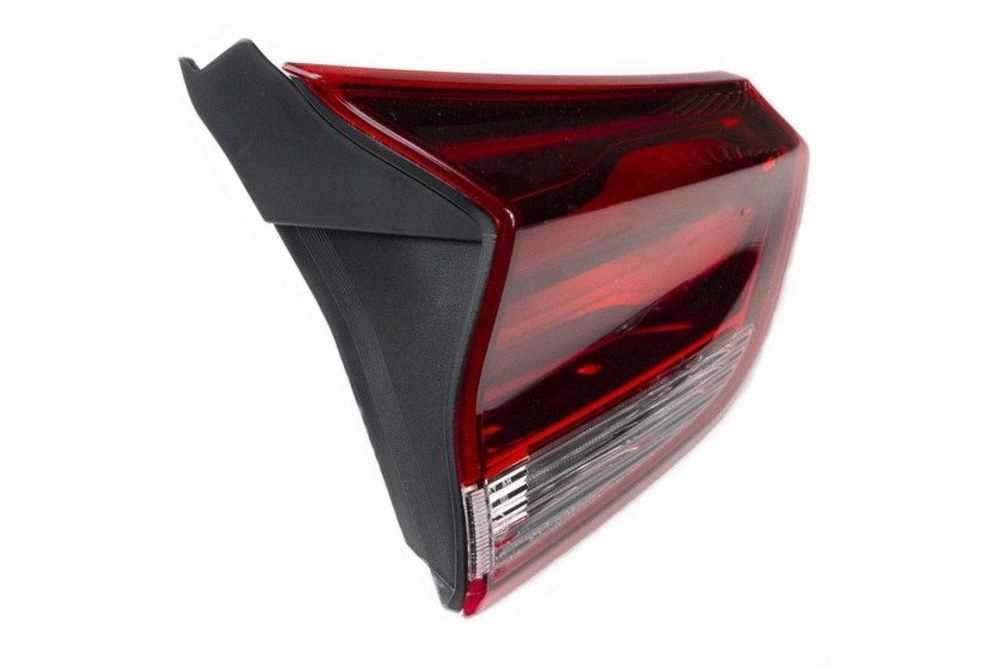 Lanterna combinada traseira - 26313437 - Tracker C