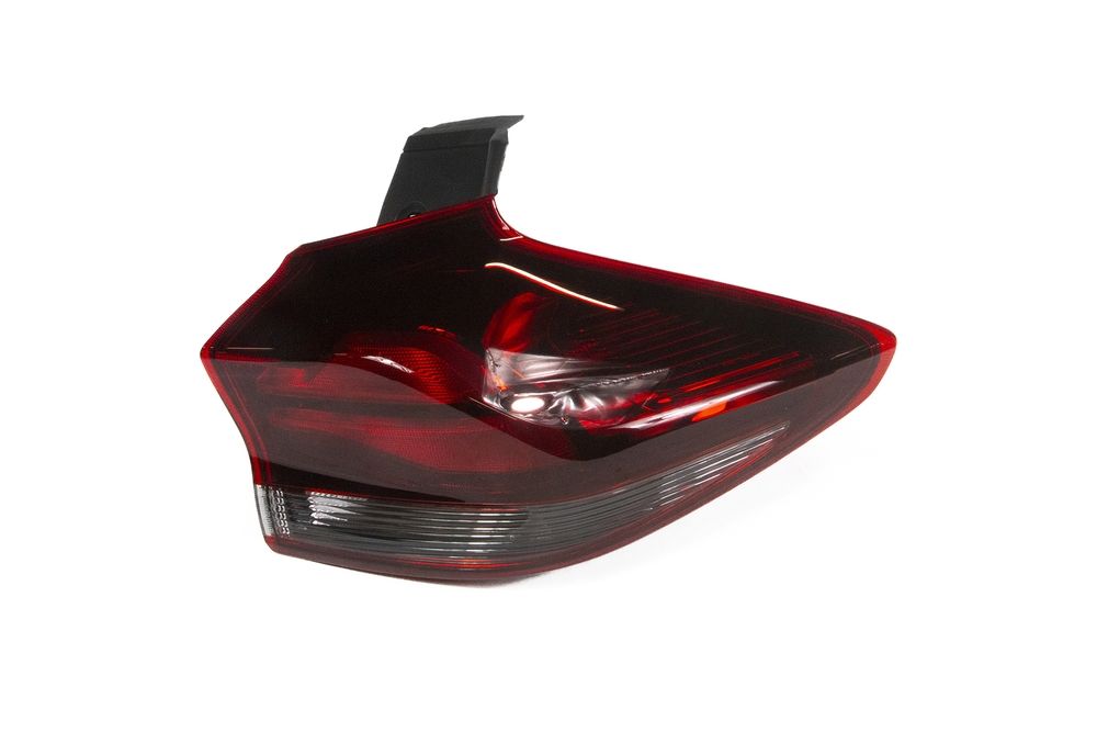 Lanterna freio traseira - 26376773 - Tracker C