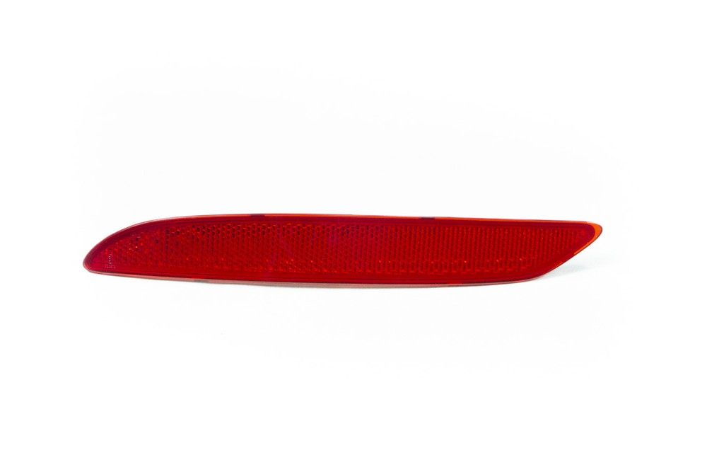 Lanterna inferior para-choque traseiro - 26699753 - Onix B Sedan