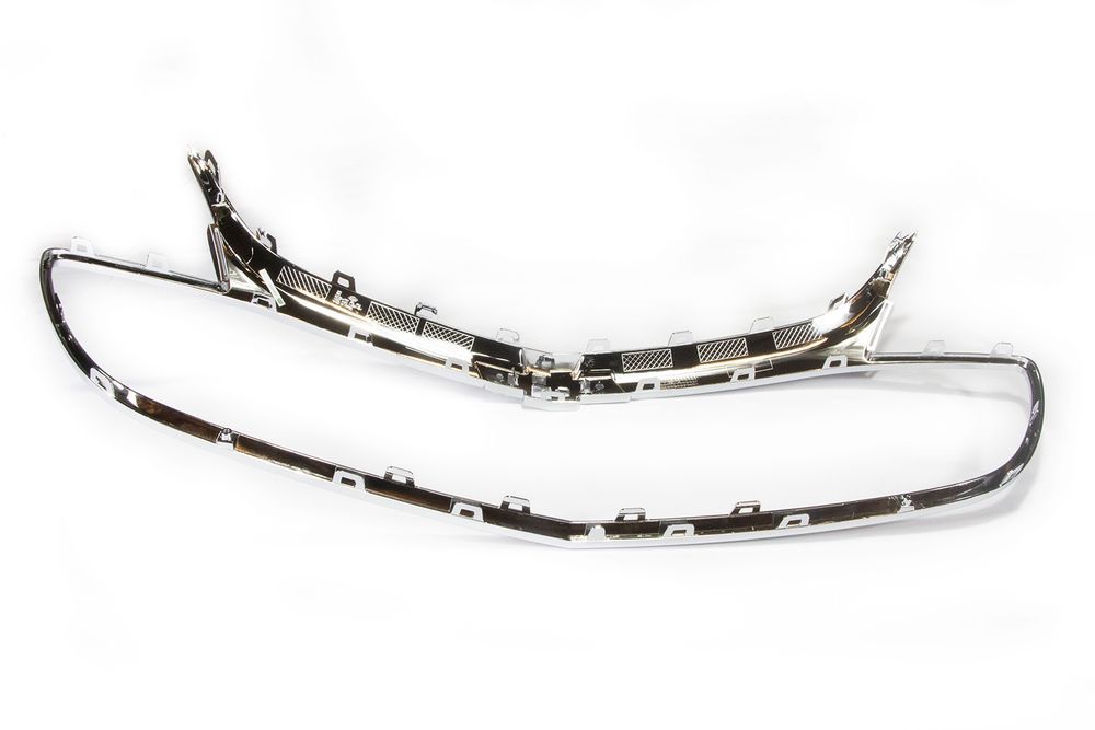 Moldura abertura grade dianteira - 42629292 - Cruze B Hatch, Cruze B Sedan, Cruze Ger.2 Hatch