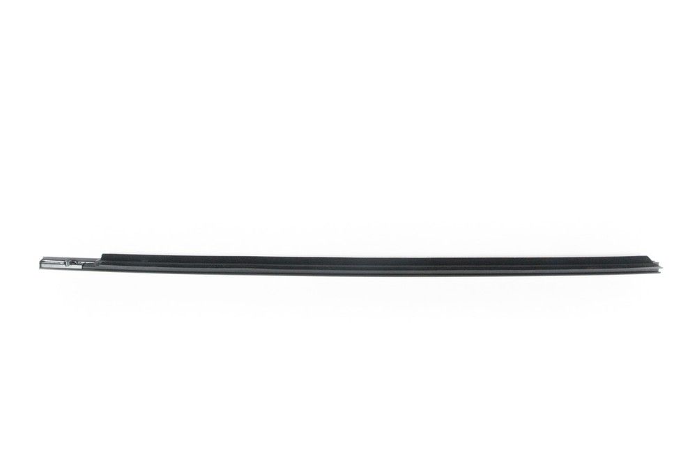 TIRA VEDAÇÃO GUARNIÇÃO JANELA PORTA TRASEIRA - 26700697 - Onix Plus Ger.2, Onix B Hatch, Onix B Sedan