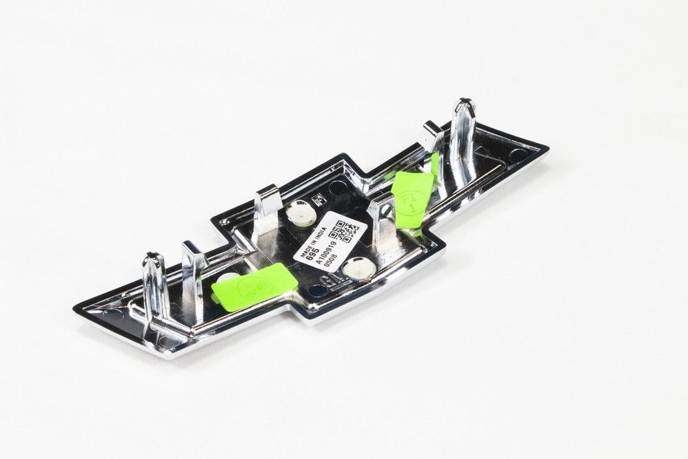 EMBLEMA GRADE DIANTEIRA - 26224695 - Onix Plus Ger.2, Onix B Hatch, Onix B Sedan