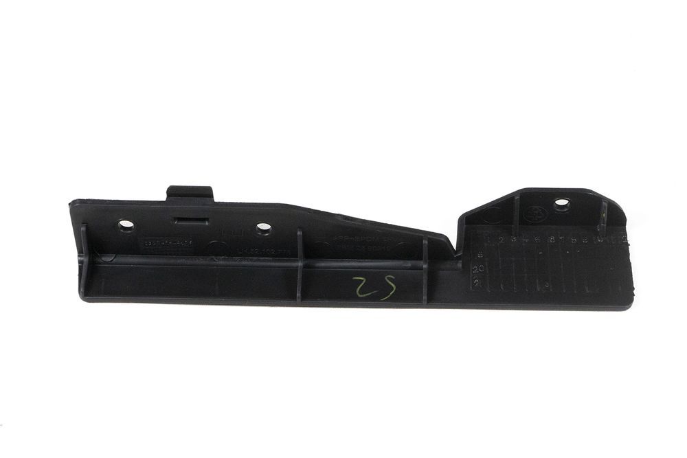 DEFLETOR DIANTEIRO PNEU DIANTEIRO - 52102778 - Onix/Joy Ger.1, Prisma/Joy Plus, Onix A Hatch