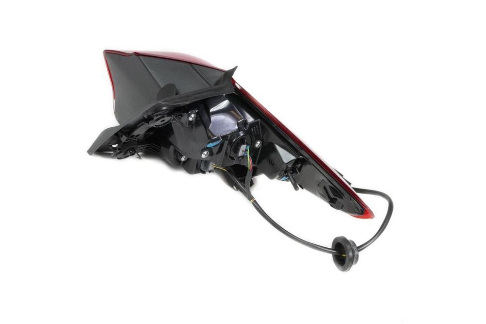 Lanterna freio traseira - 26344408 - Tracker C