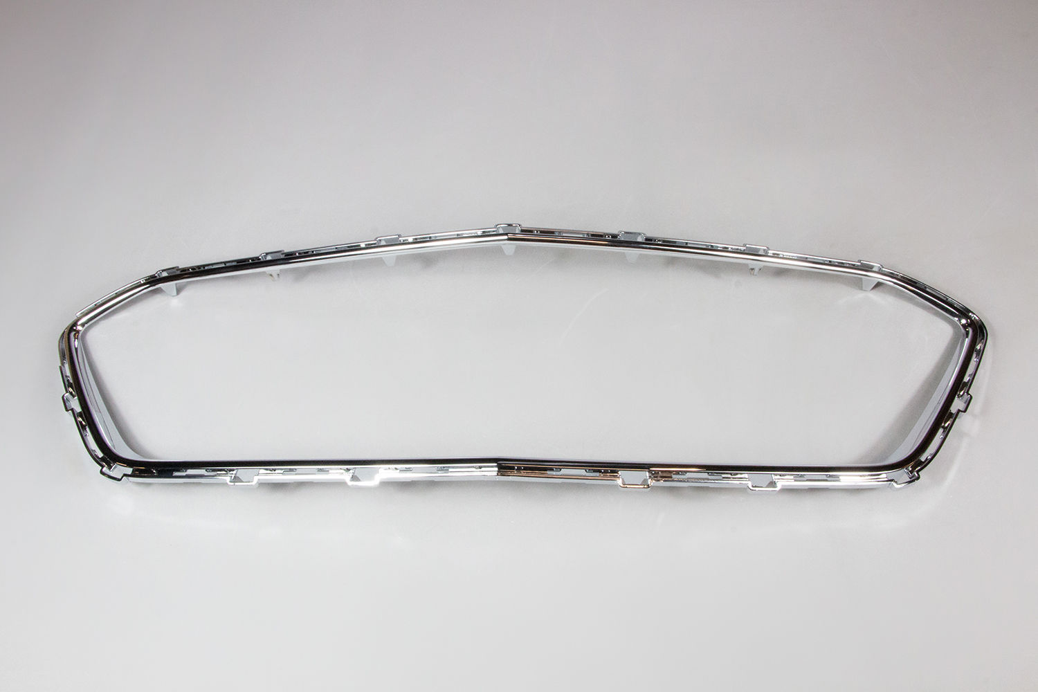 Moldura para-choque dianteiro - 23378585 - Cruze B Hatch, Cruze Ger.2 Hatch