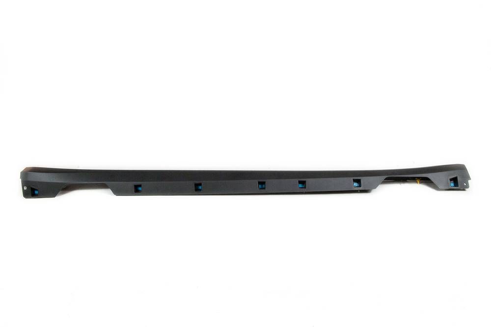 Moldura painel soleira - 26227795 - Tracker, Tracker C