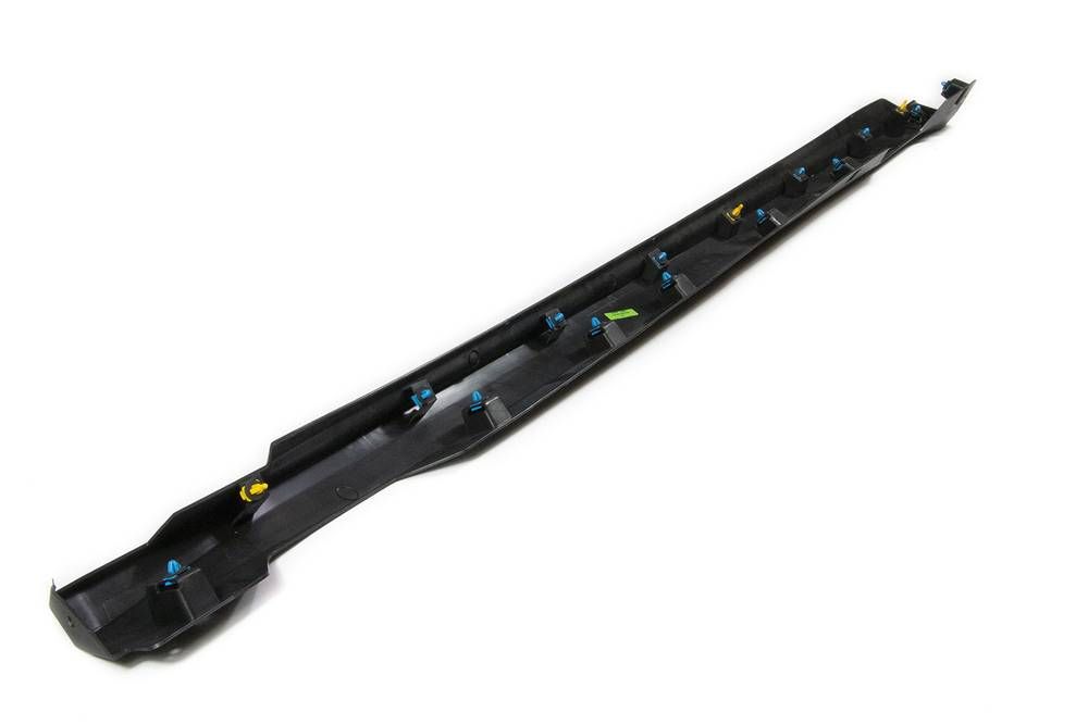 Moldura painel soleira - 26227795 - Tracker, Tracker C