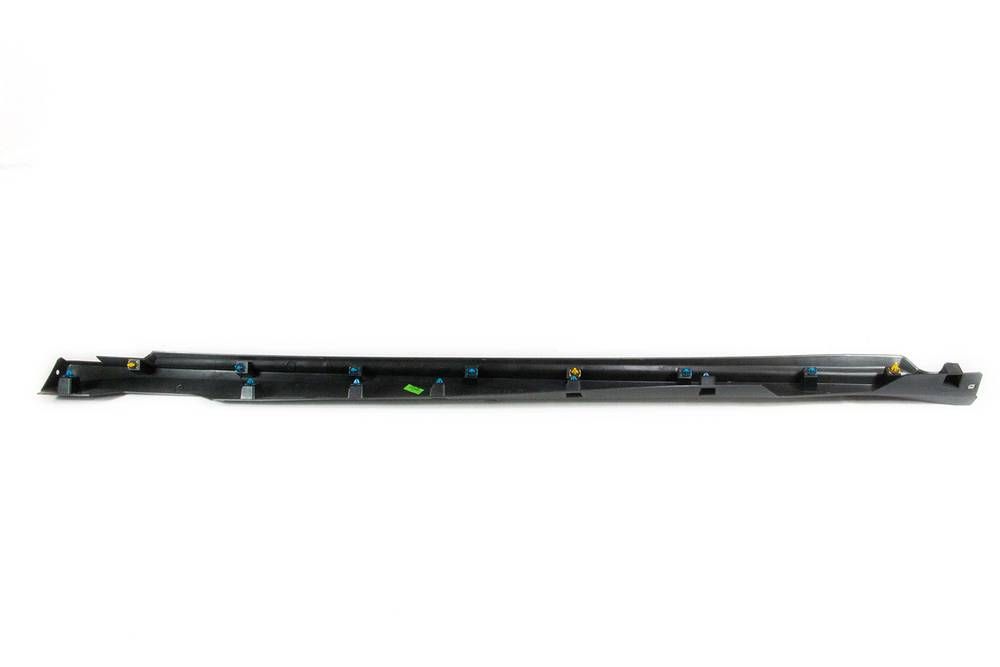 Moldura painel soleira - 26227795 - Tracker, Tracker C