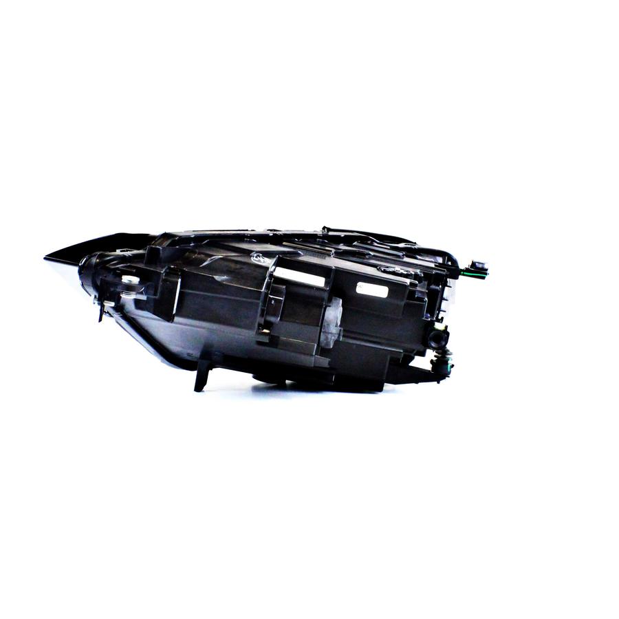 Farol Máscara Negra LED Direito (Passageiro) - 17B941036E - Jetta