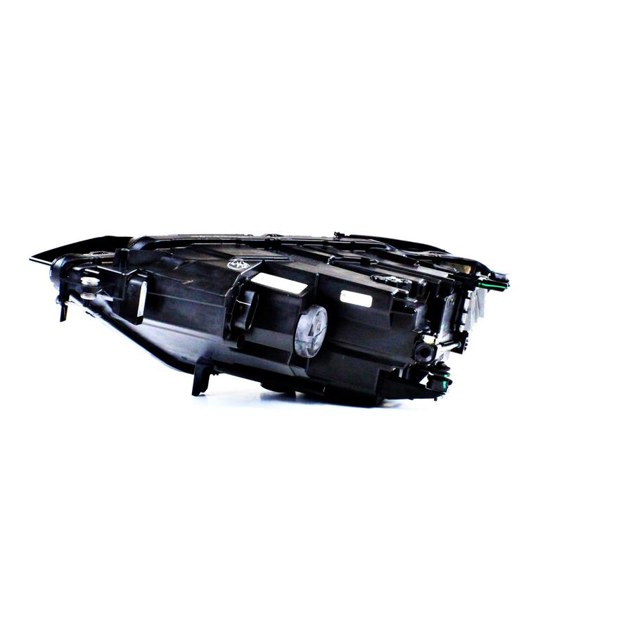 Farol Máscara Negra LED Direito (Passageiro) - 17B941036E - Jetta