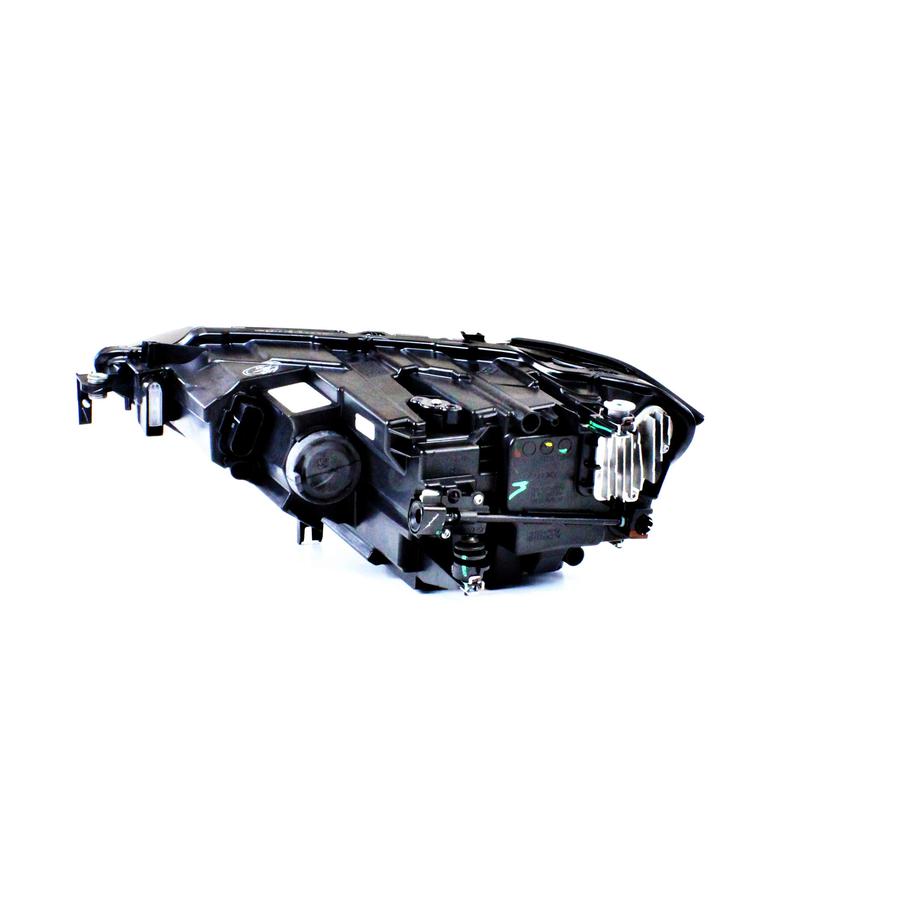 Farol Máscara Negra LED Direito (Passageiro) - 17B941036E - Jetta