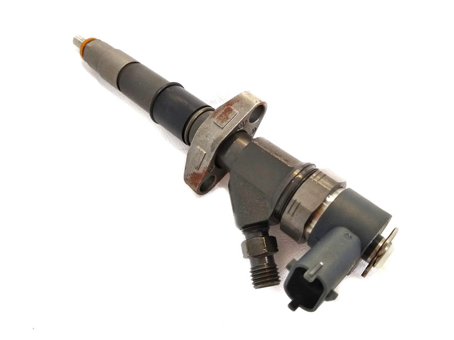 BICO INJETOR DIESEL - 8201043605 - Master