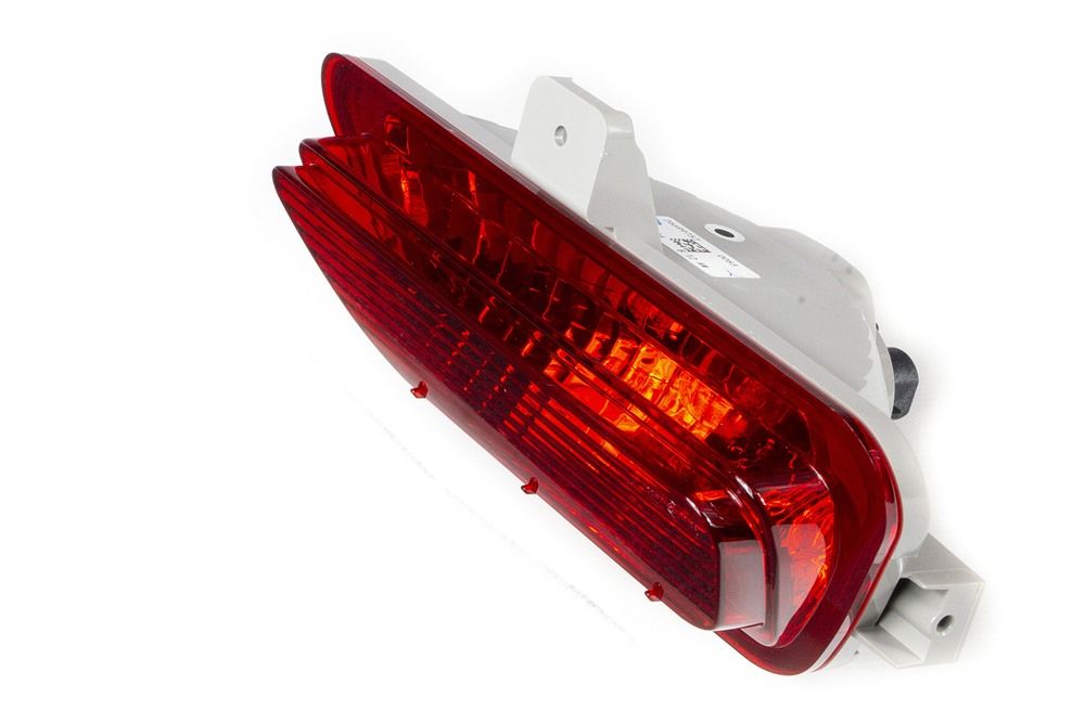 Lanterna inferior para-choque traseiro - 26699757 - Onix B Hatch
