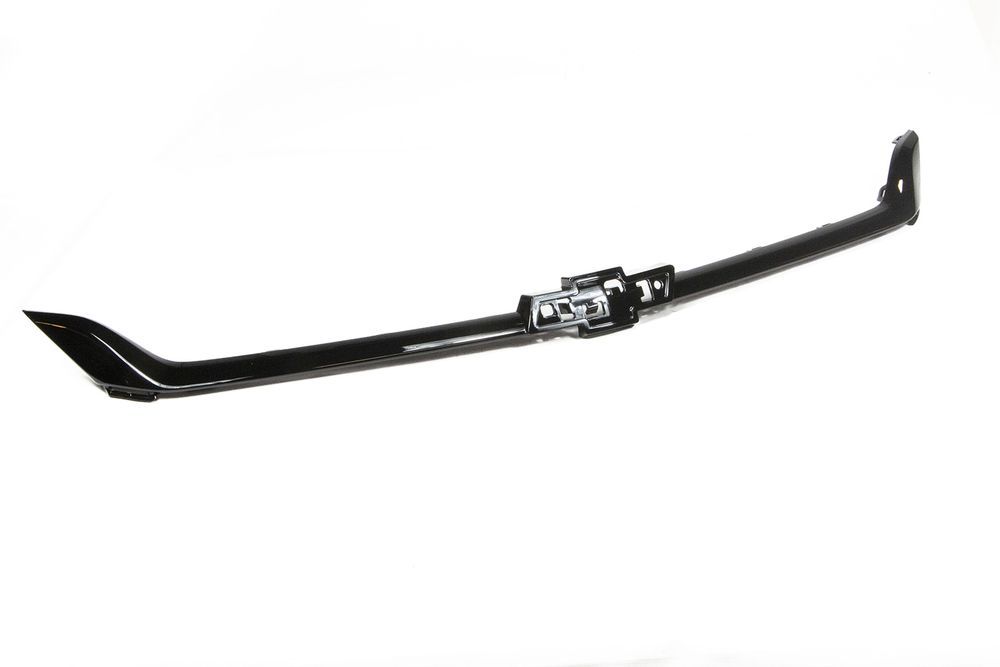 Moldura abertura grade dianteira - 26255017 - Onix Plus Ger.2, Onix B Hatch, Onix B Sedan