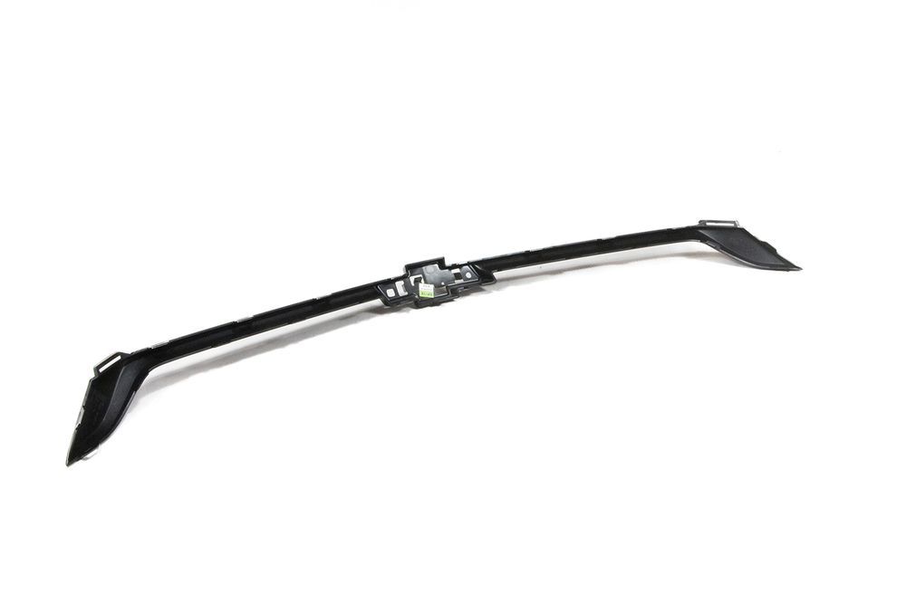 Moldura abertura grade dianteira - 26255017 - Onix Plus Ger.2, Onix B Hatch, Onix B Sedan