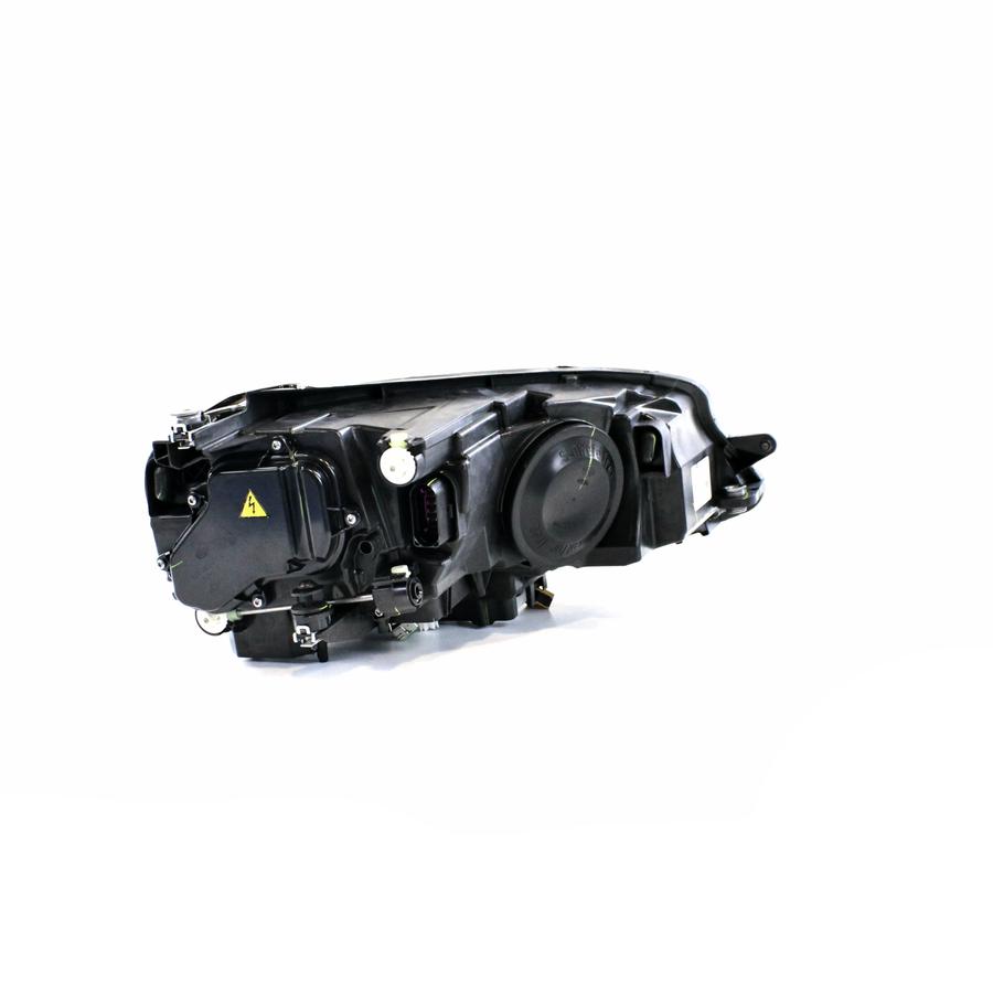 Farol Máscara Negra LED Xenon Esquerdo (Motorista) - 5GM941753B - Golf