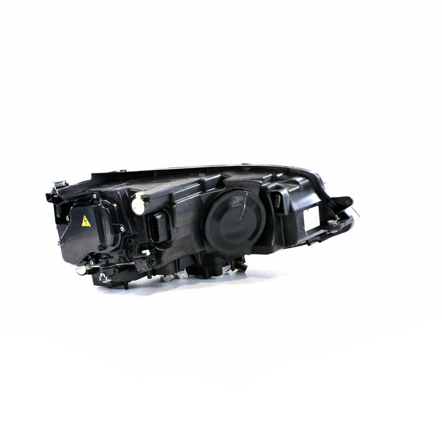 Farol Máscara Negra LED Xenon Esquerdo (Motorista) - 5GM941753B - Golf