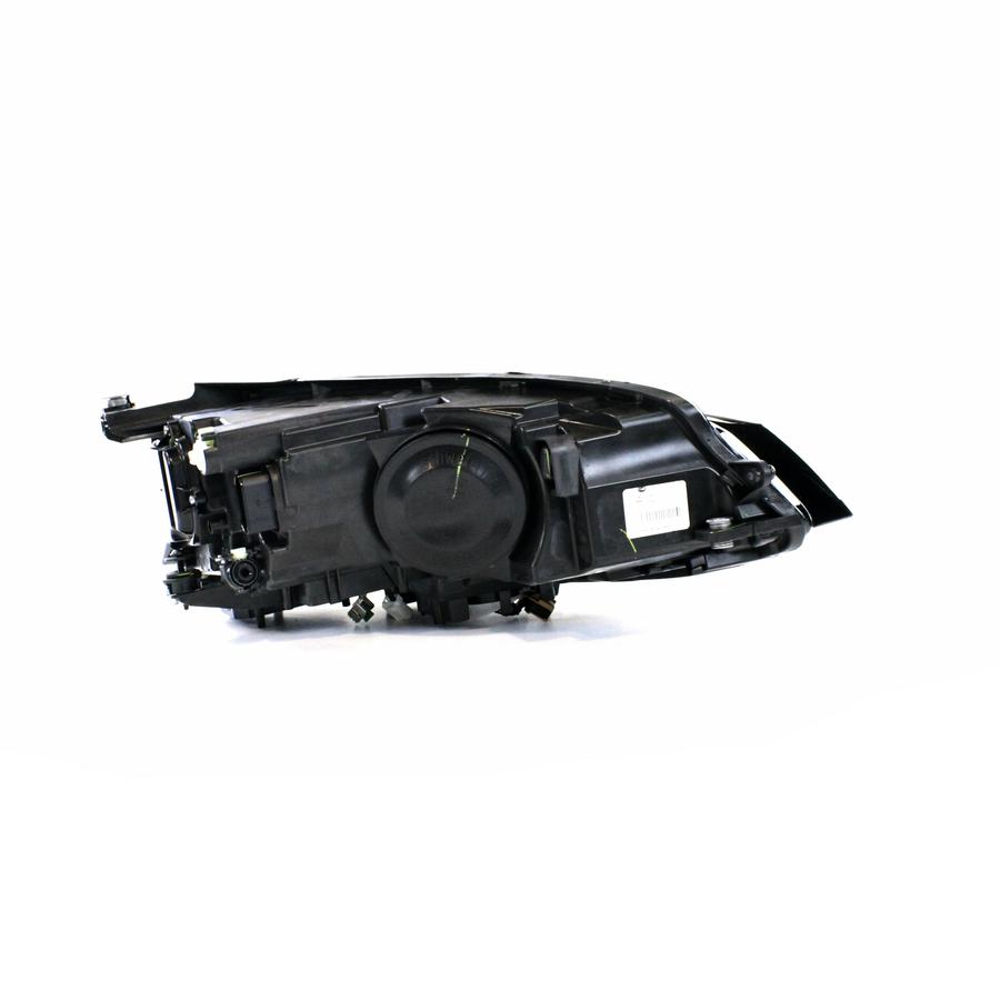 Farol Máscara Negra LED Xenon Esquerdo (Motorista) - 5GM941753B - Golf