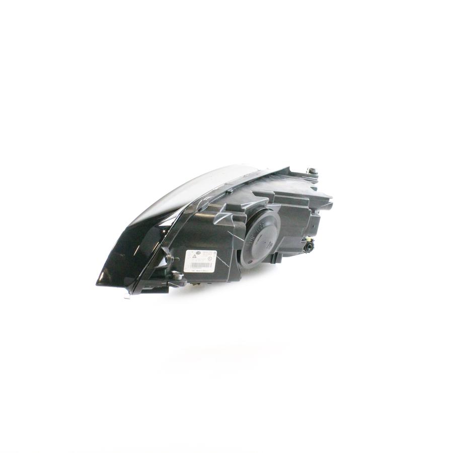 Farol Máscara Negra LED Direito (Passageiro) Xenon - 5GM941754B - Golf