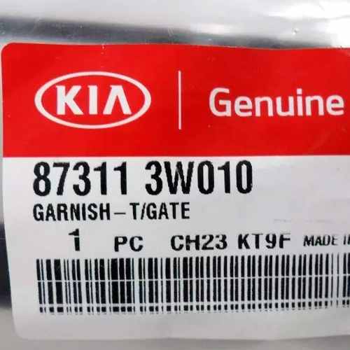 MOLDURA LANTERNA LUZ PLACA - 873113W010 - Sportage