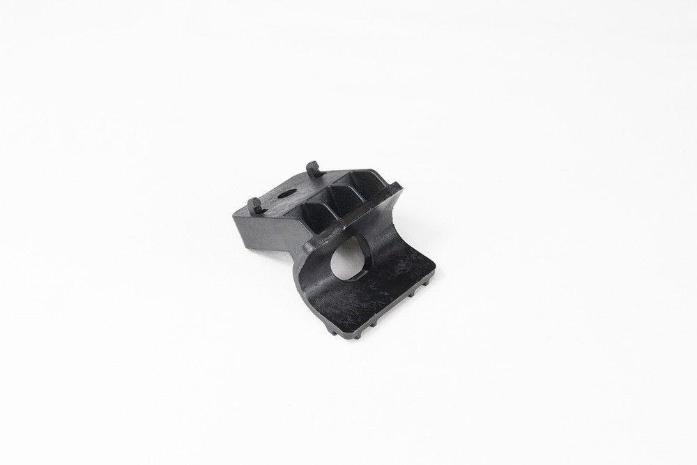 Suporte superior radiador - 96968244 - Tracker, Tracker B