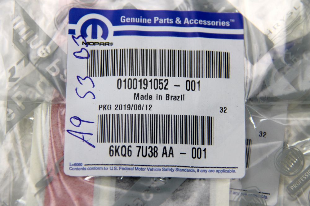 Faixa Adesiva Paralama Lado Direito - 100191052 - Uno