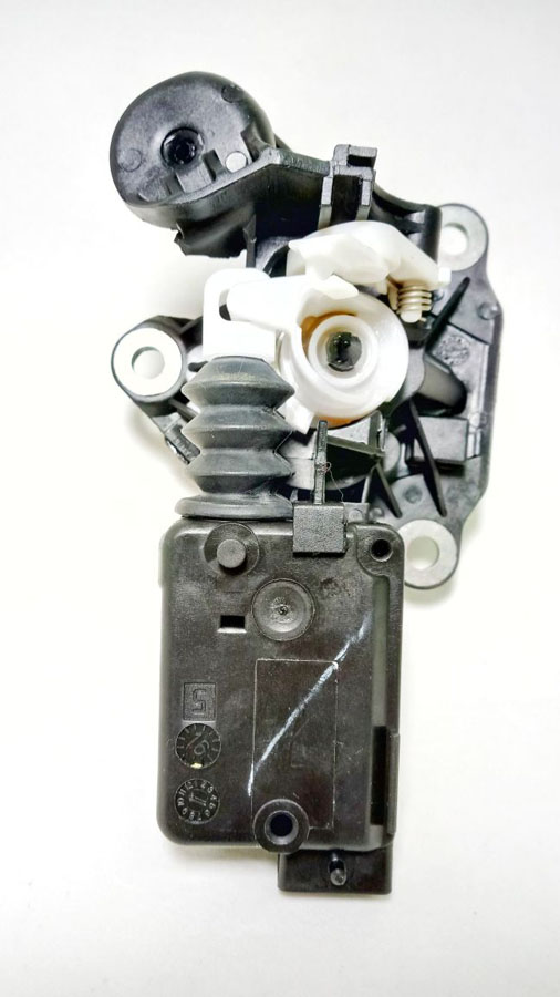 FECHADURA ELETRICA PORTA MALAS - 8200447266 - 