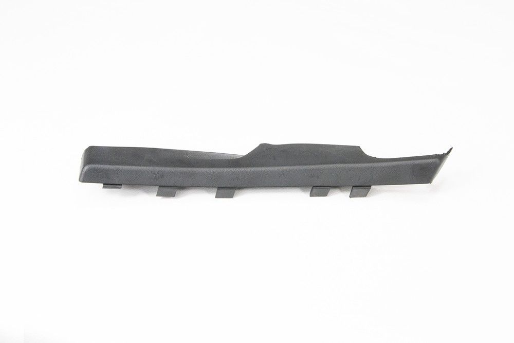 Vedador lateral painel grade entrada ar - 94766477 - Agile, Montana B, Montana Ger.2