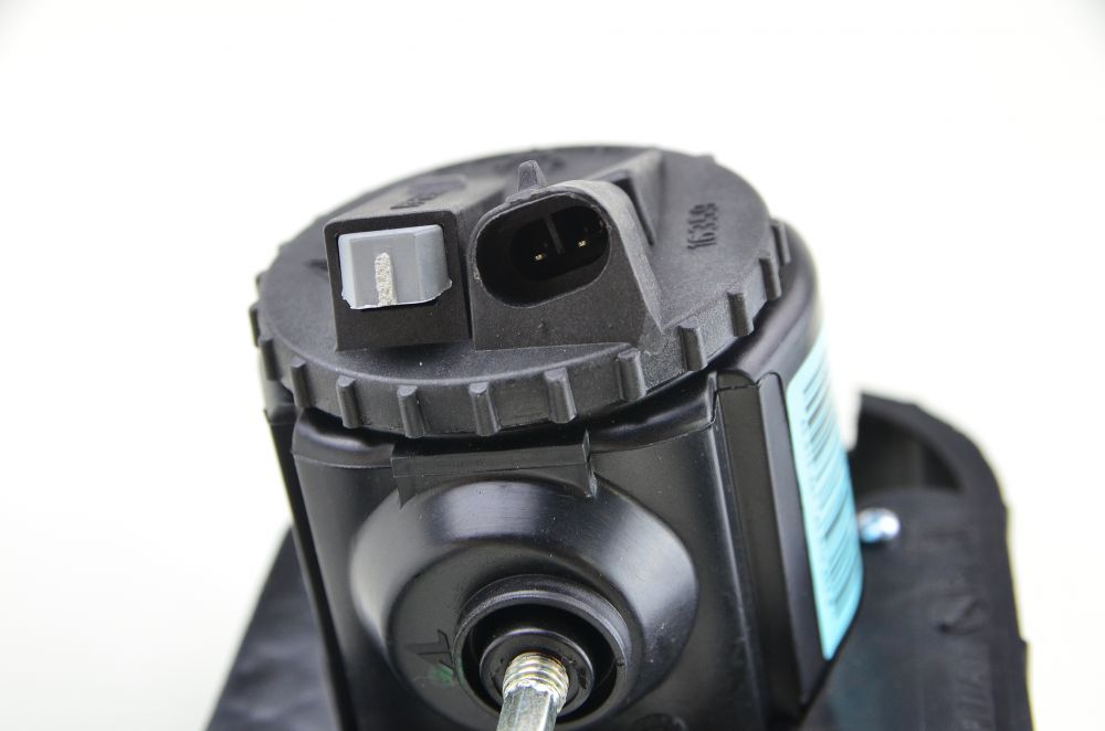 Farol Auxiliar Neblina Lado Esquerdo - 51789597 - Punto