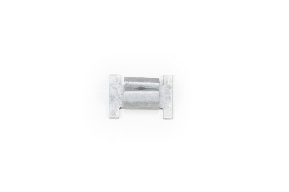 Porca defletor ar compartimento frontal - 24441317 - Corsa B Hatch, Corsa B Sedan, Corsa Ger.2 Hatch