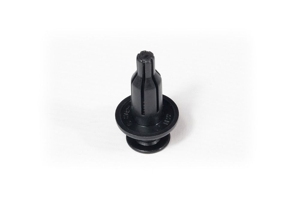 Retentor para-choque inferior traseiro - 94530624 - Captiva