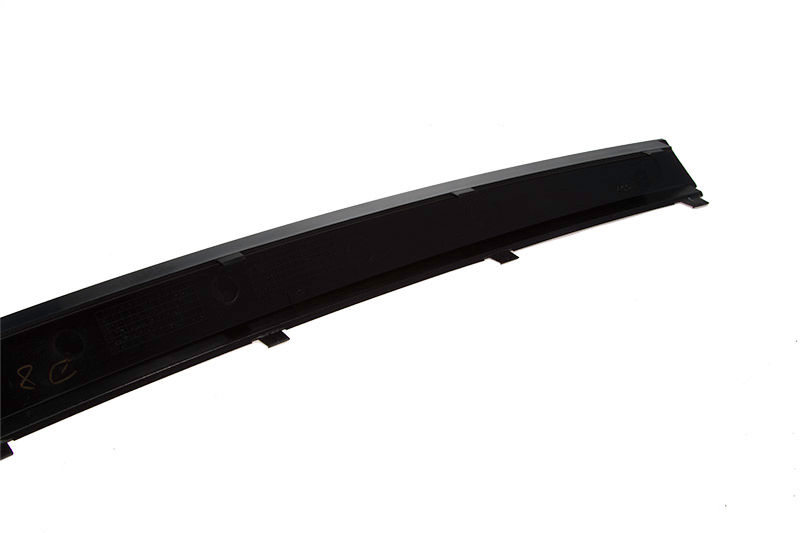 Moldura grade radiador - 94725536 - Vectra C Hatch, Vectra C Sedan, Vectra Hatch