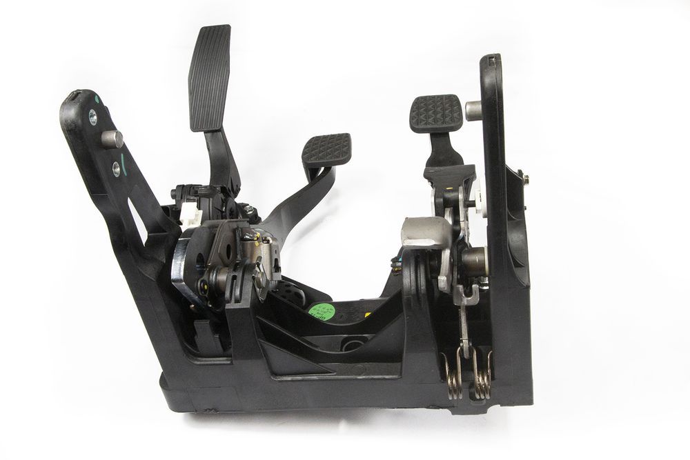 Pedal embreagem e acelerador e freio - 13337333 - Cruze A Hatch, Cruze Ger.1 Hatch, Cruze Ger.1 Sedan