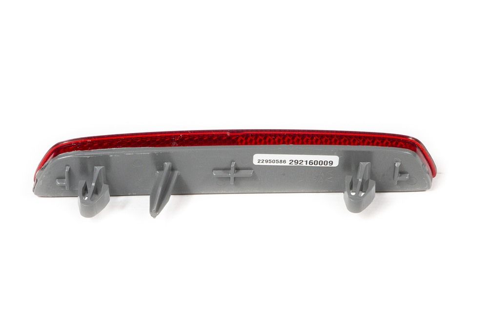 Lanterna inferior para-choque traseiro - 22950586 - Tracker B