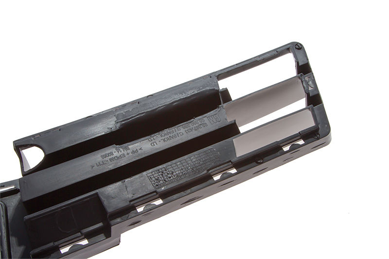 Grade inferior radiador - 93330388 - Astra B Hatch, Astra B Sedan